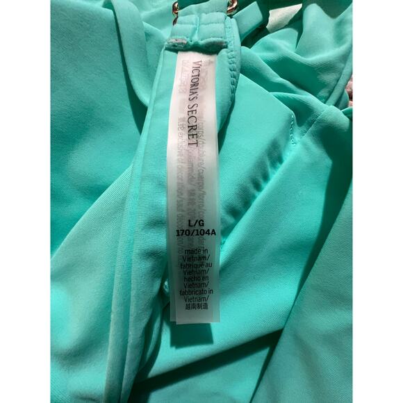 Victoria Secret women’s aqua bikini set - Picture 11 of 11